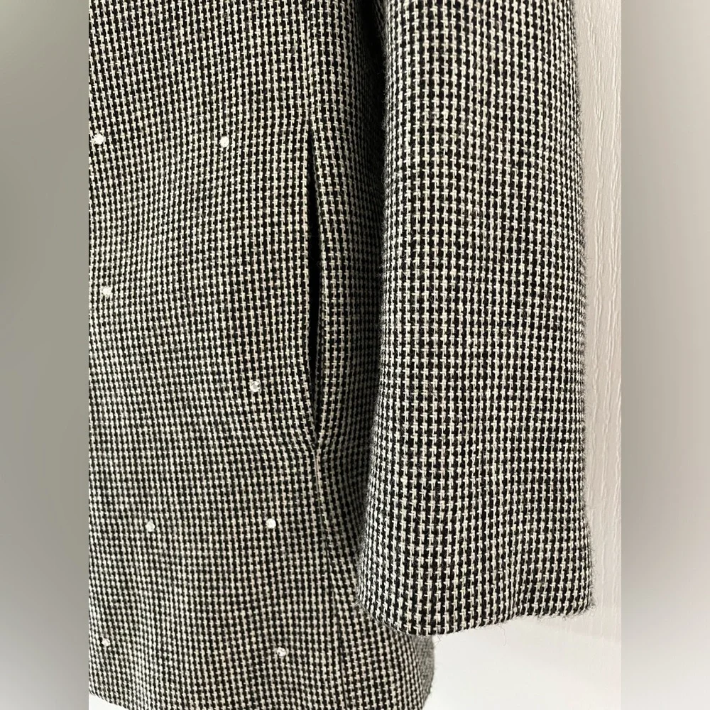 Black and White Women's Blazer - Picture 5 of 8